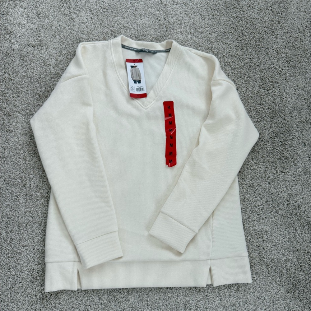 ⭐️ Firm Price ⭐️ New with tags Marc New York top